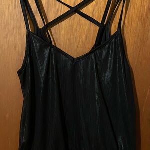 Black Sleeveless Backless Camisole